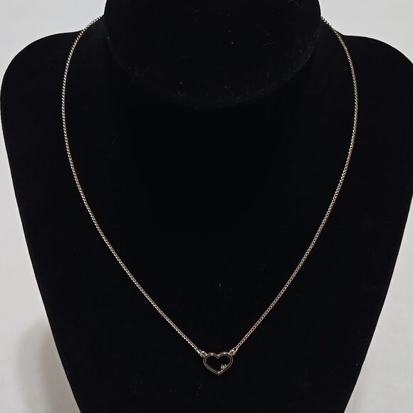 Vintage Gold And Diamond Heart Necklace - Picture 5 of 6